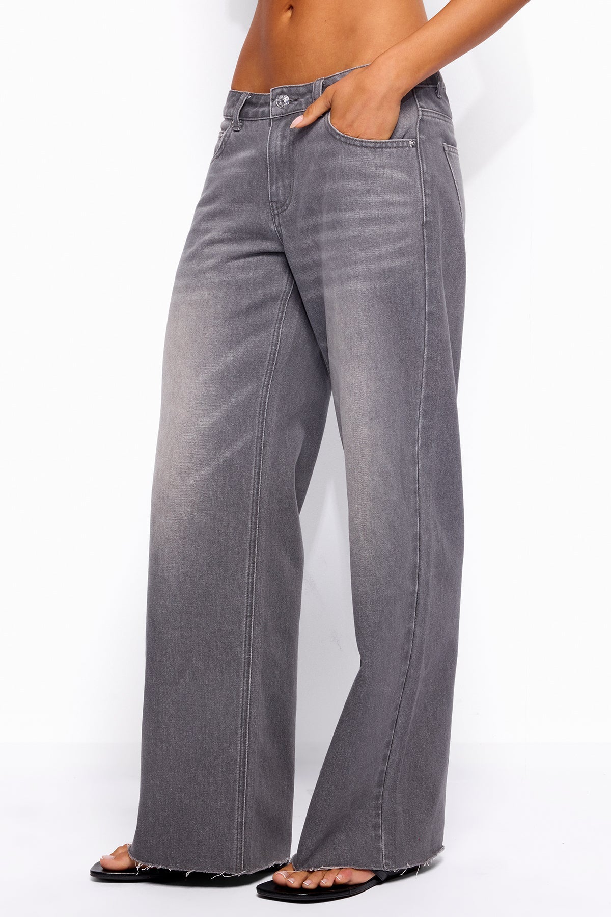 Raelynn Washed Low Rise Baggy Jeans