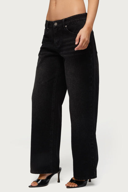 Petite Raelynn Washed Low Rise Baggy Jeans