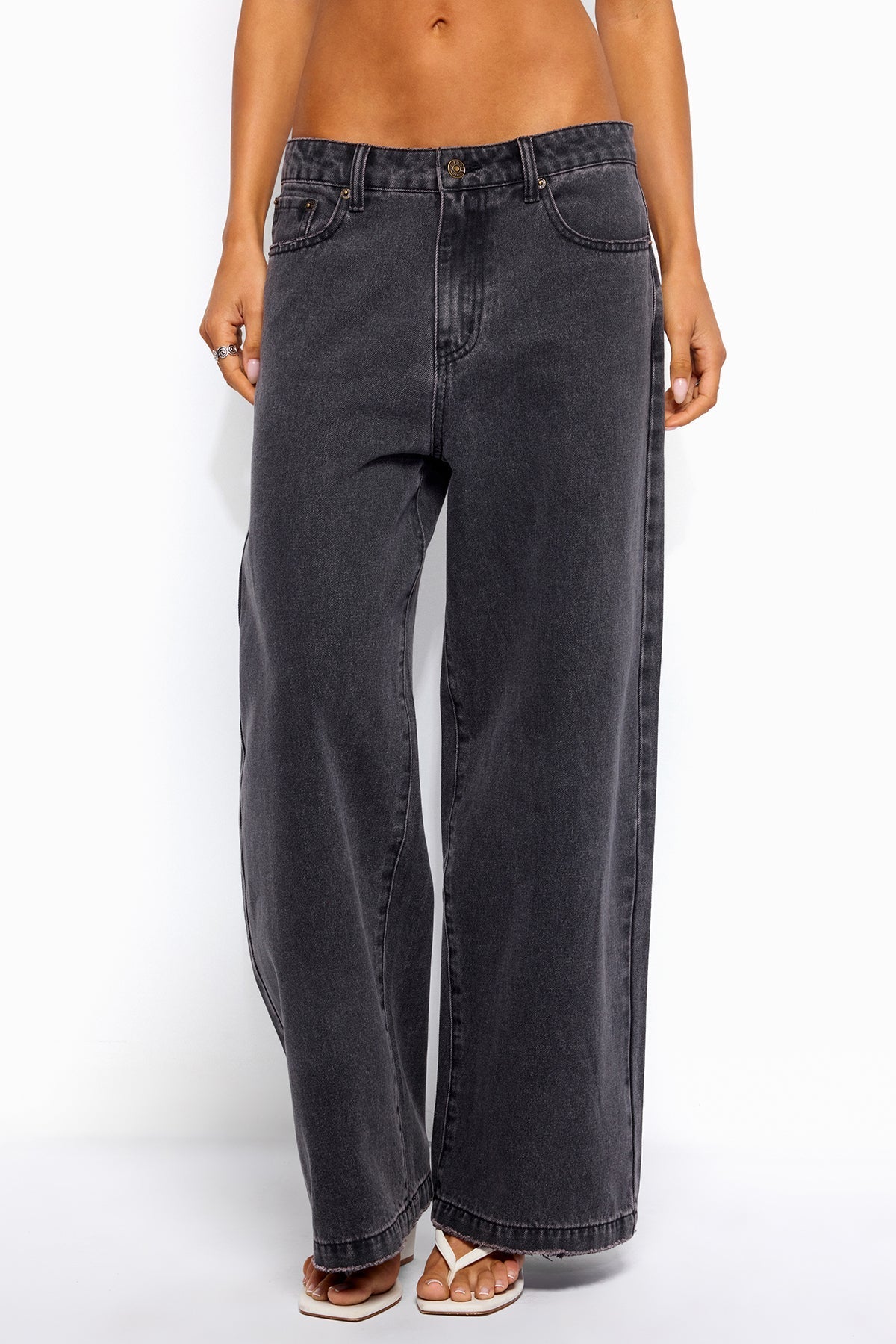 Nichol Low Rise Baggy Jeans